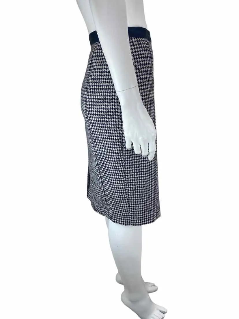 Boden, Women's British Tweed Houndstooth Skirt, Navy/Ivory, Size 8