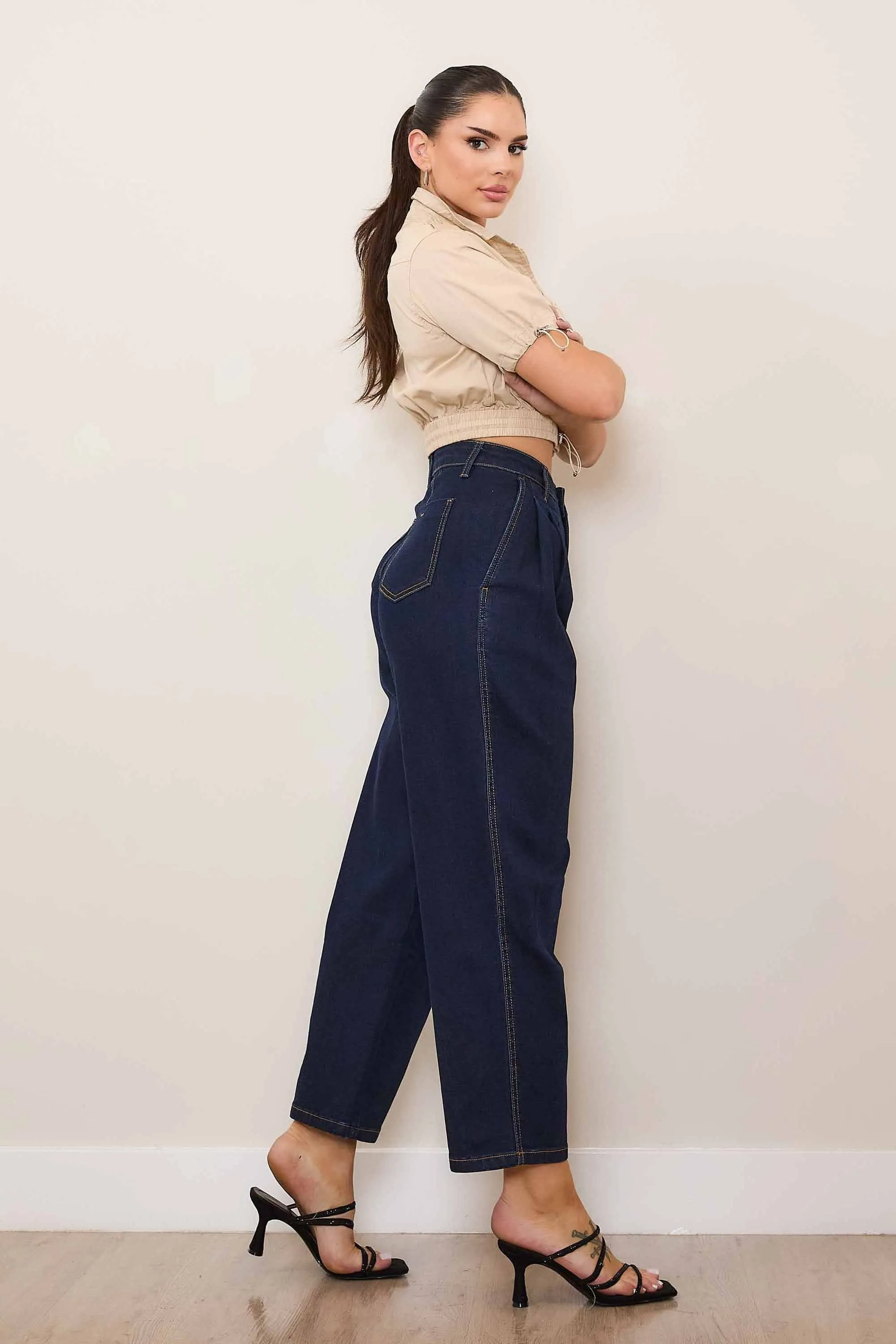 Cropped Barrel Leg Jeans