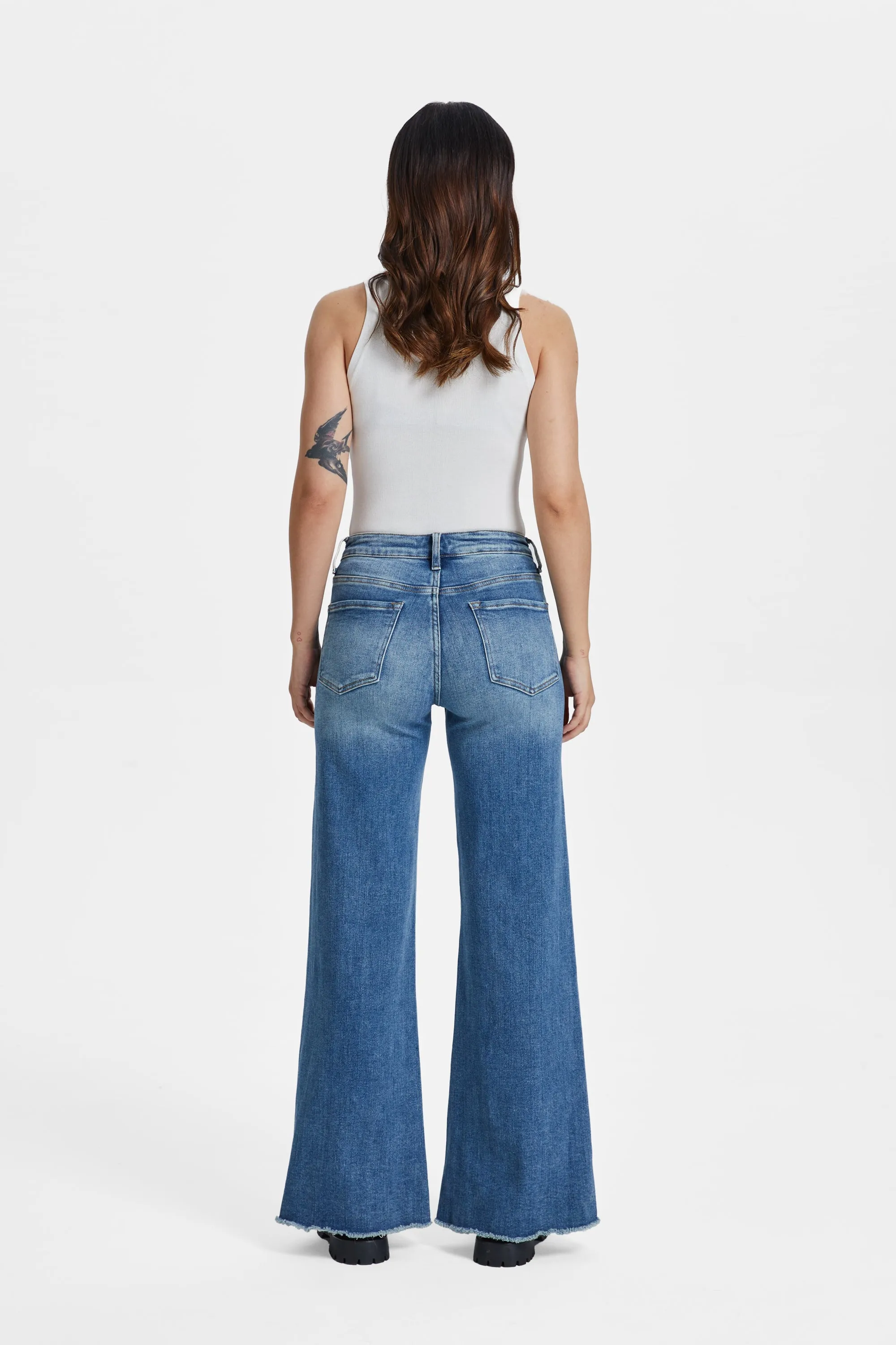 High Rise Wide Leg Denim Jeans With Frayed Hem