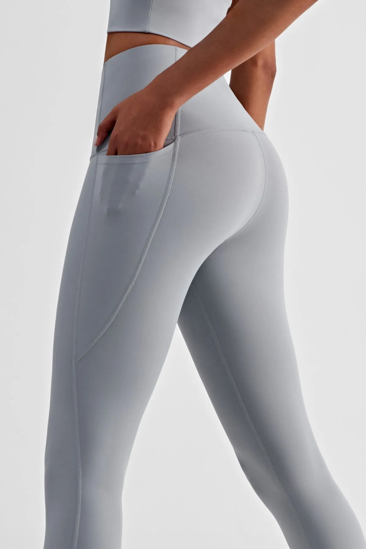 High-Rise Workout Leggings with Pockets