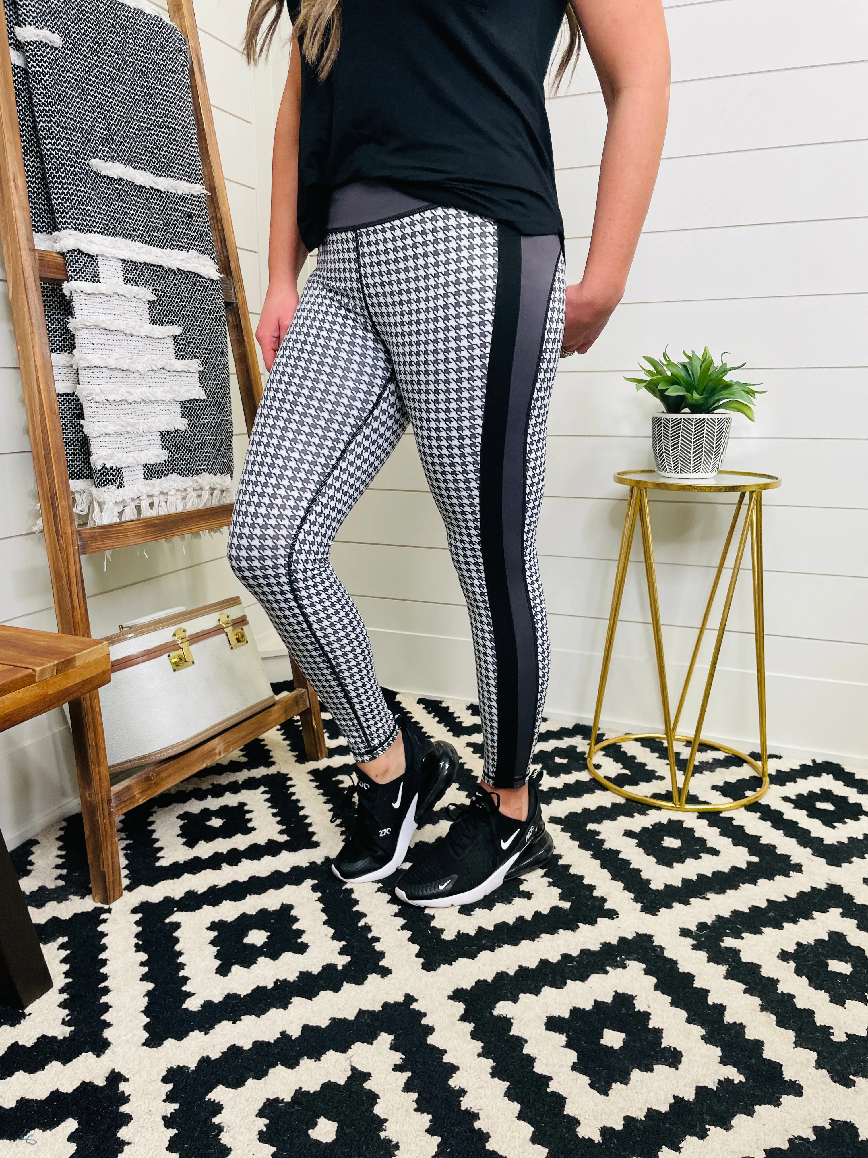 Houndstooth Activewear Leggings