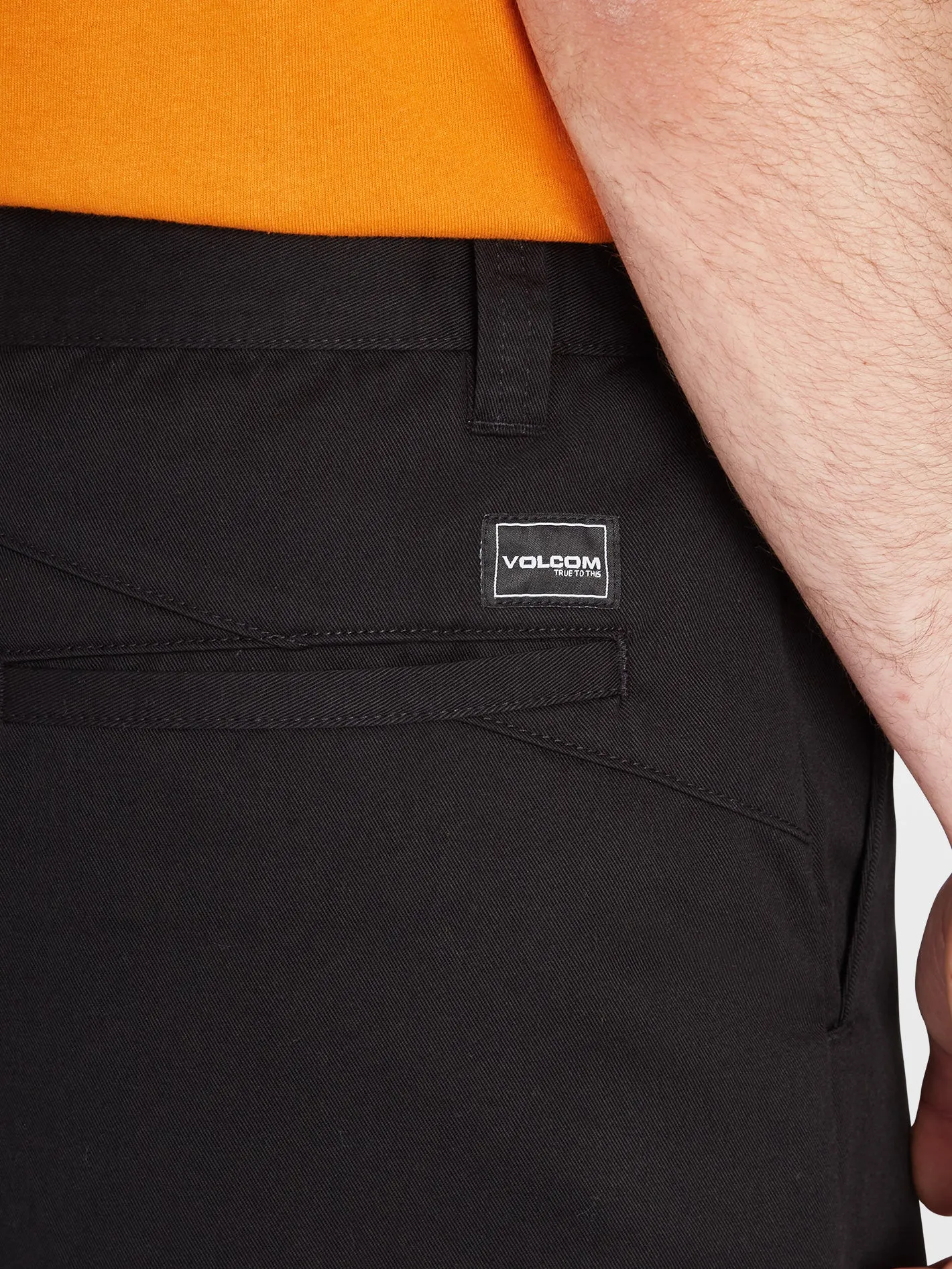 Loose Truck Short - BLACK