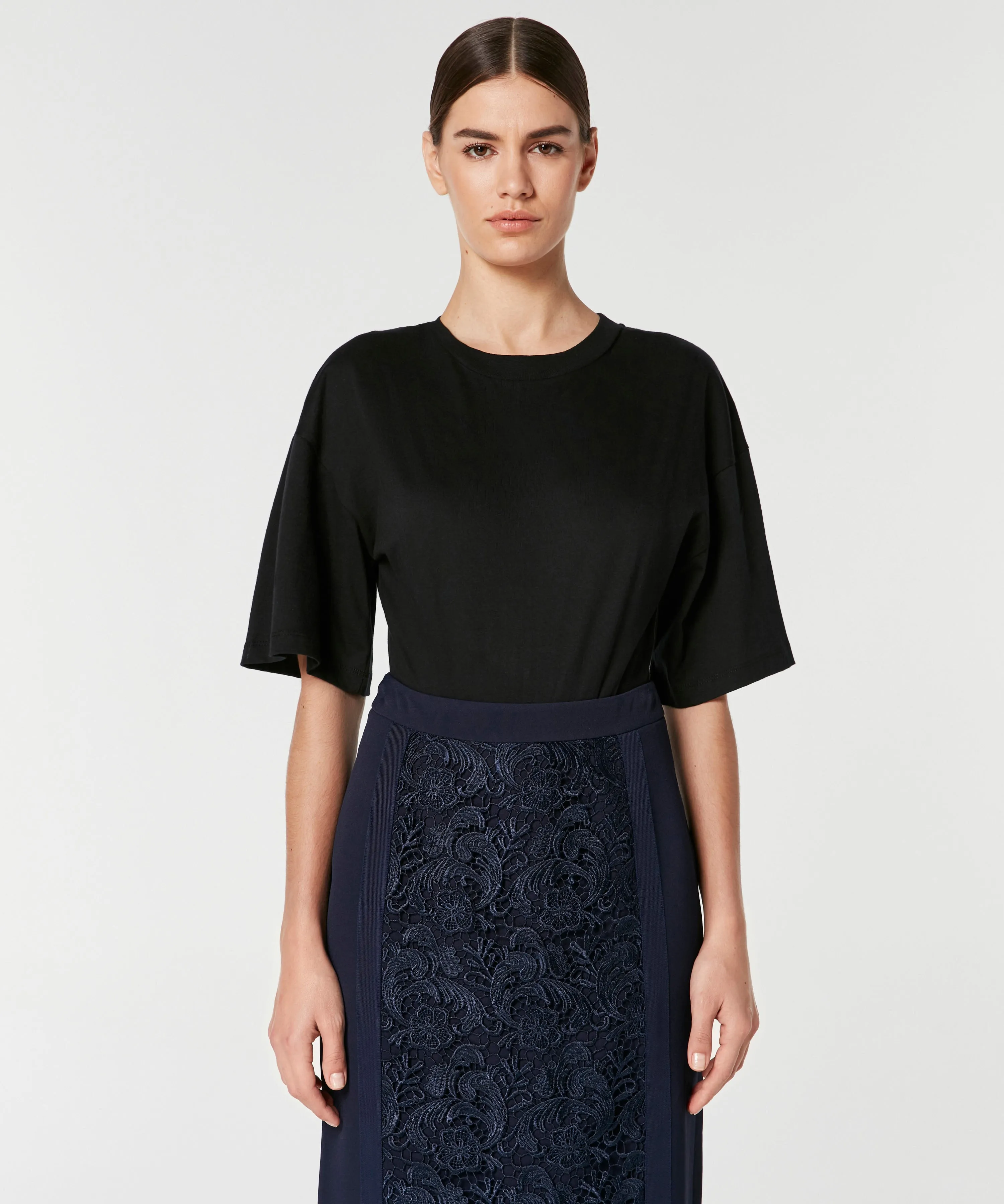 Machka Embroidered Detail Pencil Skirt Navy Blue