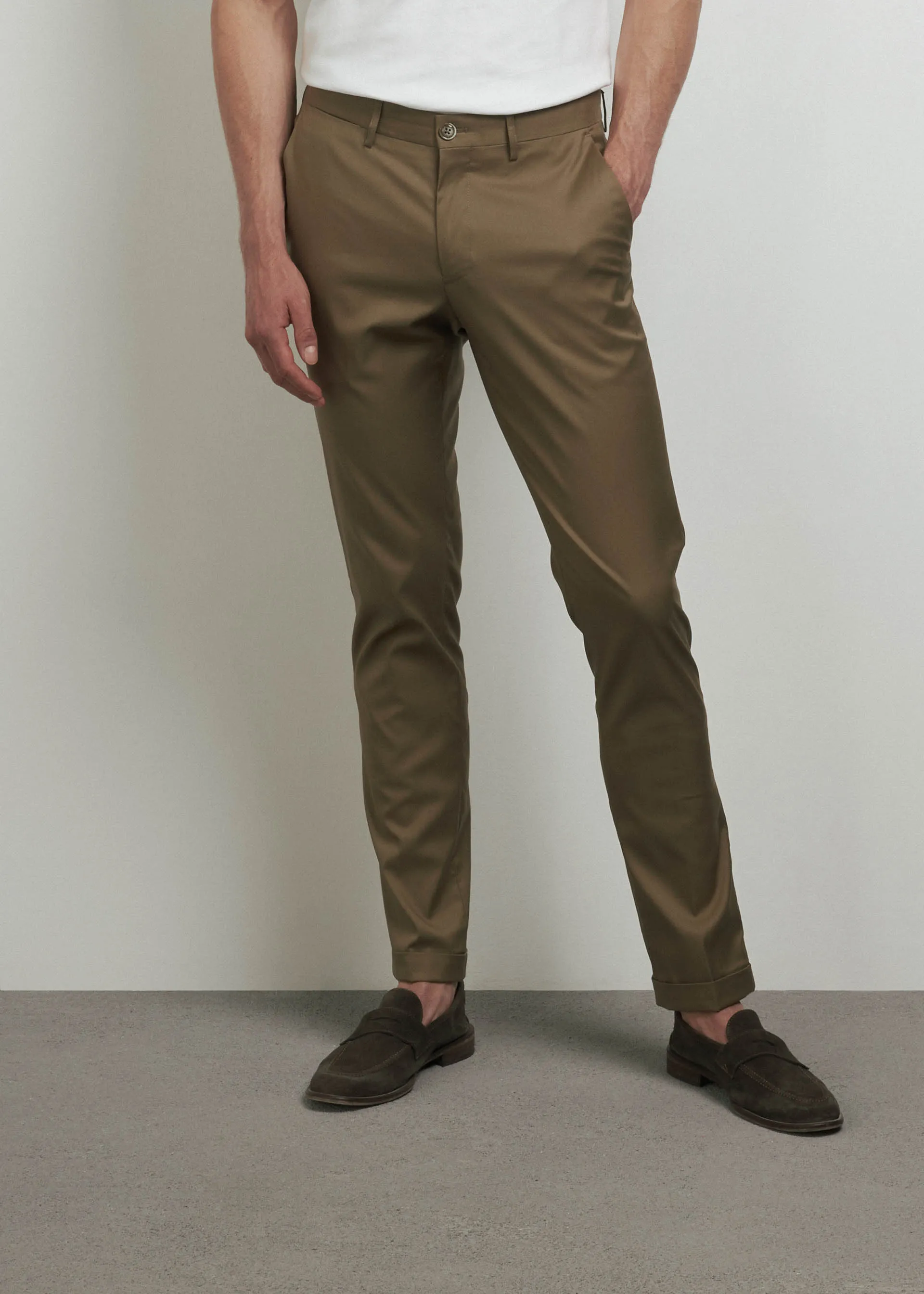 Pantaloni slim fit