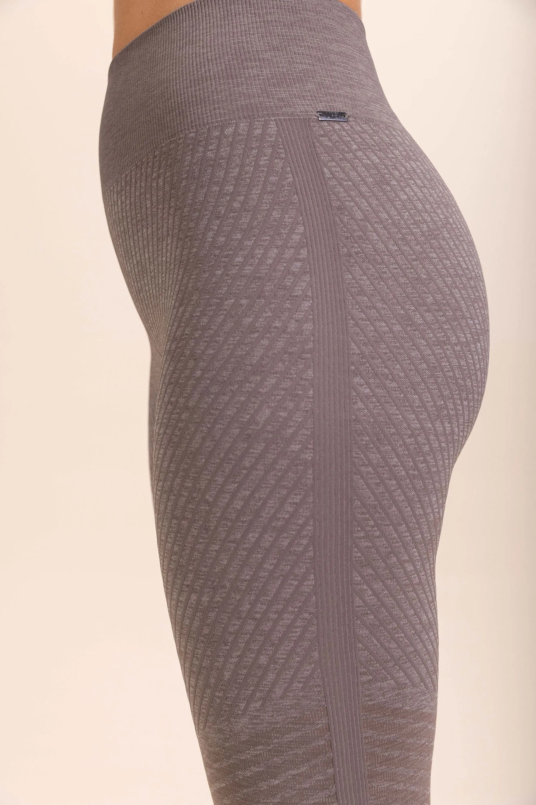 Stripe Seamless Stirrup Leggings