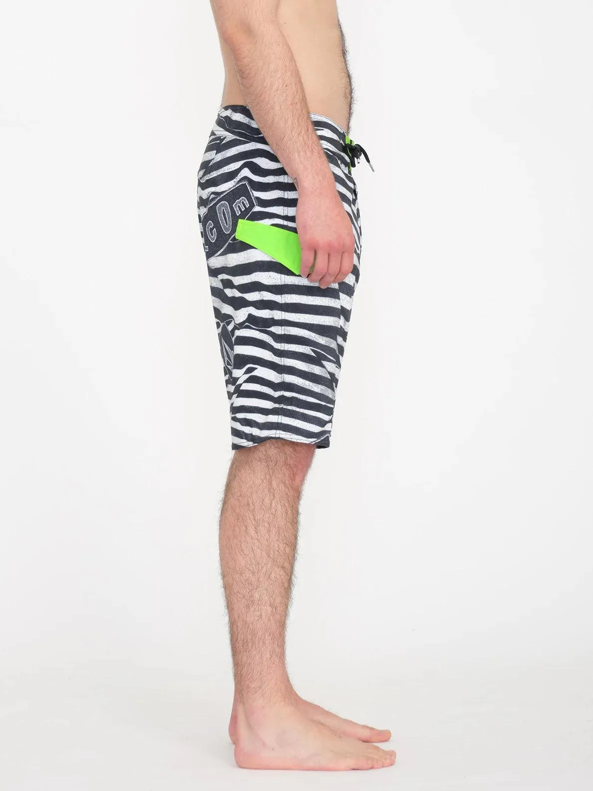 Volcom Lido Print Mod 20" Boardshort - Electric Green